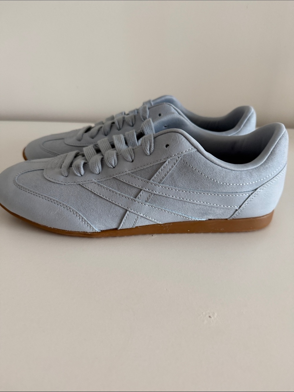 Time and Tru Light Gray Athletic Sneakers with Gum Sole